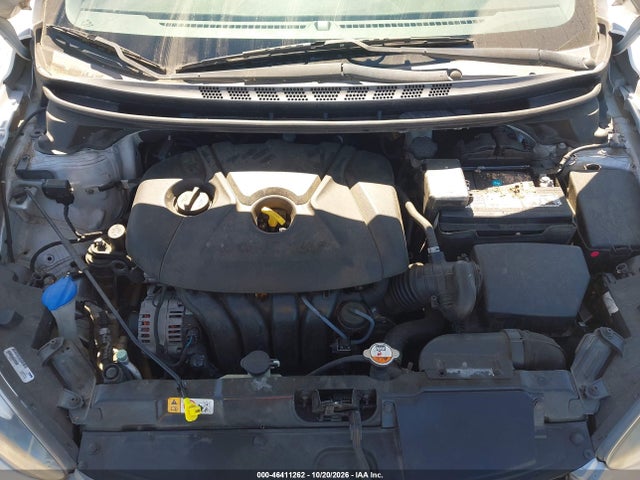 46411262 :رقم المزاد ، 5NPDH4AE4GH772316 vin ، 2016 Hyundai Elantra Se مزاد بيع