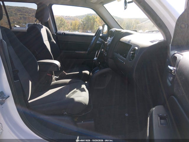46411628 :رقم المزاد ، 1C4NJPBAXFD126028 vin ، 2015 Jeep Patriot Sport مزاد بيع