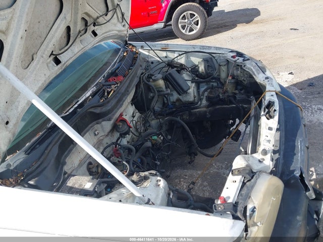 2000 Honda Cr-v Lx მანქანა იყიდება აუქციონზე, vin: JHLRD284XYS000783, აუქციონის ნომერი: 46411641