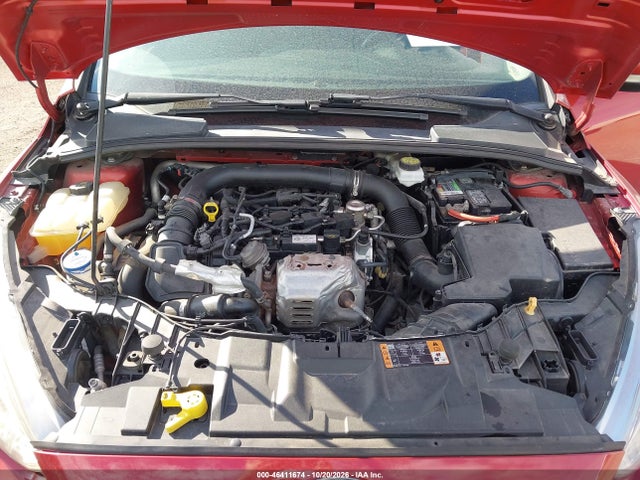 1FADP3FE5JL286029 Ford FOCUS SE