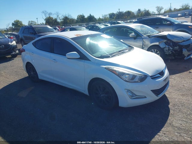 46411740 :رقم المزاد ، 5NPDH4AE1FH577644 vin ، 2015 Hyundai Elantra Se مزاد بيع