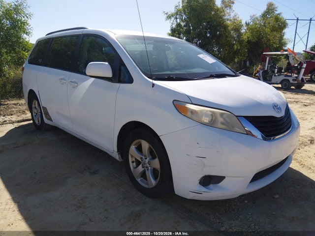 Продажа на аукционе авто 2011 Toyota Sienna Le V6, vin: 5TDKK3DC3BS065336, номер лота: 46412025