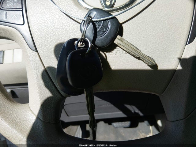 2011 Toyota Sienna Le V6 მანქანა იყიდება აუქციონზე, vin: 5TDKK3DC3BS065336, აუქციონის ნომერი: 46412025