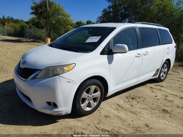 2011 Toyota Sienna Le V6 მანქანა იყიდება აუქციონზე, vin: 5TDKK3DC3BS065336, აუქციონის ნომერი: 46412025
