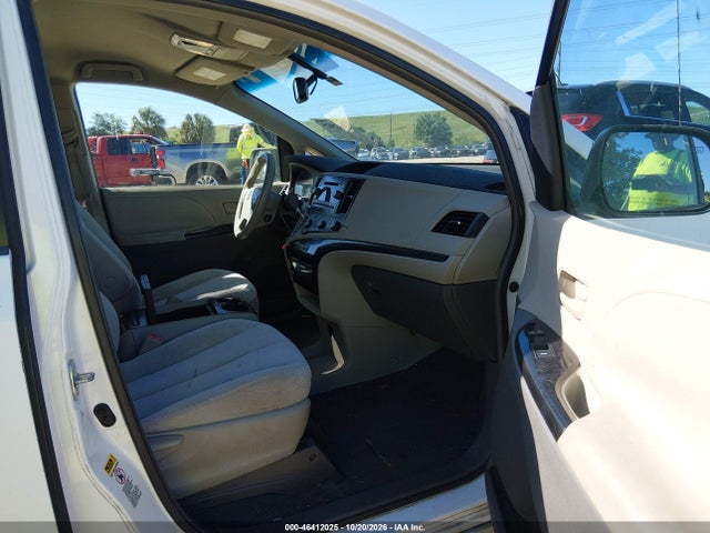 2011 Toyota Sienna Le V6 მანქანა იყიდება აუქციონზე, vin: 5TDKK3DC3BS065336, აუქციონის ნომერი: 46412025