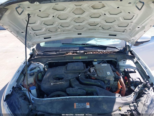 3FA6P0LU7KR188559 Ford Fusion Hybrid Se