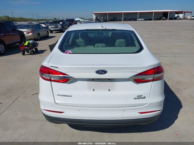 3FA6P0LU7KR188559 Ford Fusion Hybrid Se