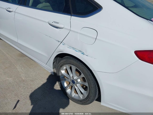 3FA6P0LU7KR188559 Ford Fusion Hybrid Se