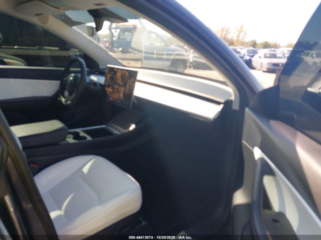 Продаж на аукціоні авто 2021 Tesla Model Y Long Range Dual Motor All-wheel Drive, vin: 5YJYGDEE3MF198638, номер лоту: 46413074