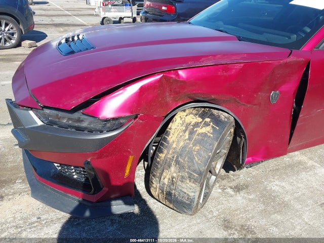 46413111 :رقم المزاد ، 1FA6P8R09S5502105 vin ، 2025 Ford Mustang Dark Horse Fastback مزاد بيع