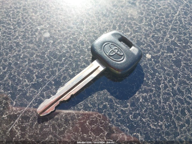 46413250 :رقم المزاد ، JTEGF21AX10017059 vin ، 2001 Toyota Highlander V6 مزاد بيع