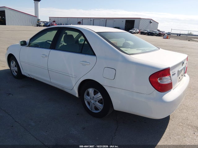 46413657 :رقم المزاد ، JTDBE32K020136349 vin ، 2002 Toyota Camry Le مزاد بيع