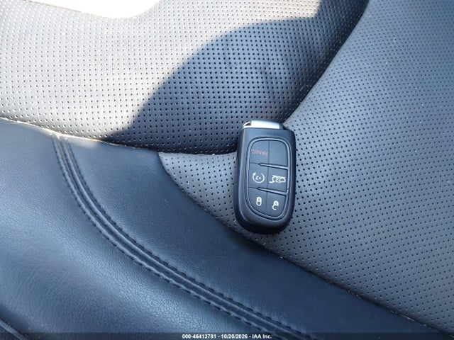 2014 Jeep Cherokee Limited მანქანა იყიდება აუქციონზე, vin: 1C4PJMDS4EW207655, აუქციონის ნომერი: 46413781