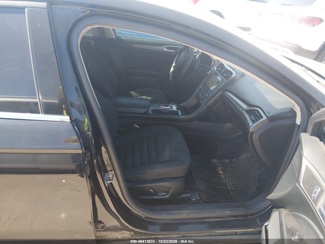 46413833 :رقم المزاد ، 3FA6P0HDXHR257651 vin ، 2017 Ford Fusion Se مزاد بيع