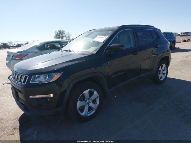 46414917 :رقم المزاد ، 3C4NJDBB2HT692687 vin ، 2017 Jeep New Compass Latitude 4x4 مزاد بيع