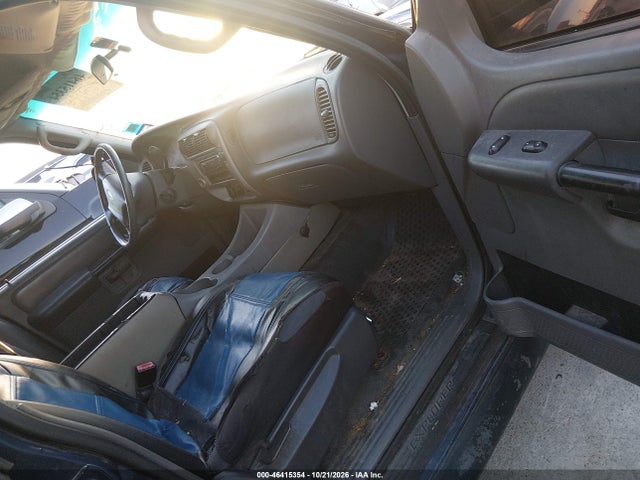 46415354 :رقم المزاد ، 1FMZU67K84UB69523 vin ، 2004 Ford Explorer Sport Trac Adrenalin/xls/xlt مزاد بيع
