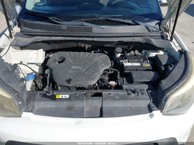 KIA Soul 2014 KNDJN2A29E7014186 Image 10