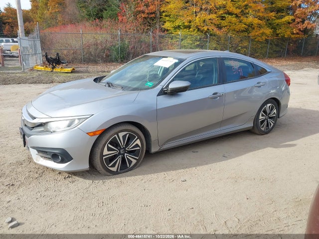 46415741 :رقم المزاد ، 19XFC1F30GE211631 vin ، 2016 Honda Civic Ex-t مزاد بيع