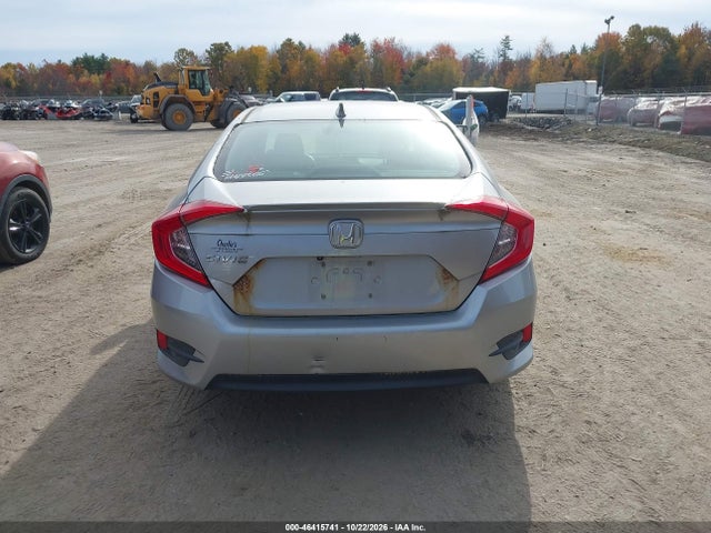46415741 :رقم المزاد ، 19XFC1F30GE211631 vin ، 2016 Honda Civic Ex-t مزاد بيع