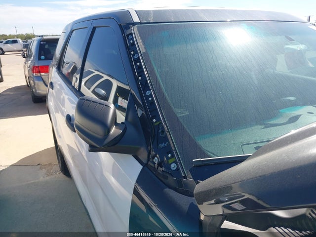 46415849 :رقم المزاد ، 1FM5K8AR3GGD16467 vin ، 2016 Ford Utility Police Interceptor مزاد بيع