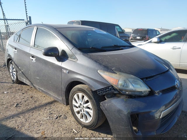 46415857 :رقم المزاد ، JTDKN3DP8D3046649 vin ، 2013 Toyota Prius Plug-in مزاد بيع