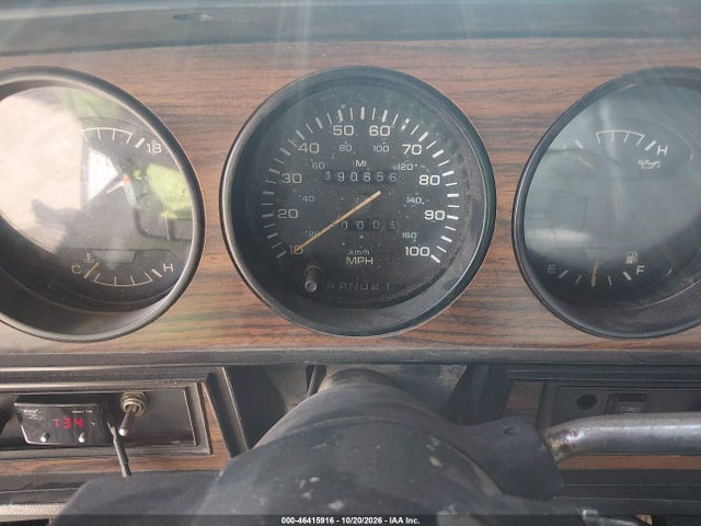 Продажа на аукционе авто 1990 Dodge W-series W200/w250, vin: 1B7KM2688LS604233, номер лота: 46415916