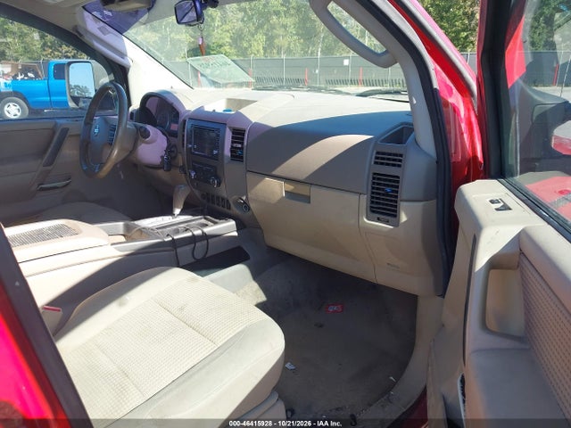 46415928 :رقم المزاد ، 1N6AA0EC2BN323859 vin ، 2011 Nissan Titan Sv مزاد بيع