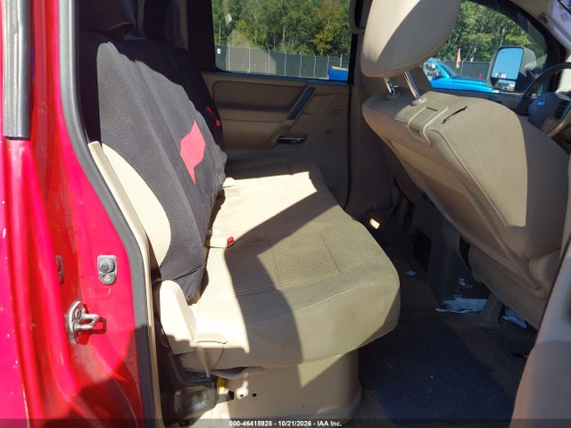 46415928 :رقم المزاد ، 1N6AA0EC2BN323859 vin ، 2011 Nissan Titan Sv مزاد بيع