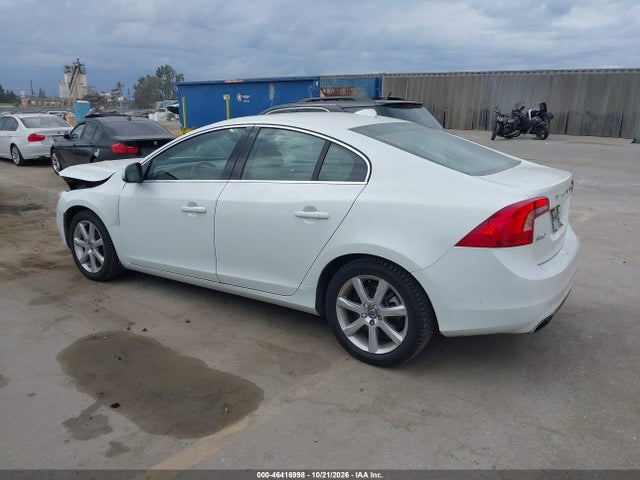 Volvo S60 T5 Drive-e Premier 2016 YV126MFK7G2408379 Image 3
