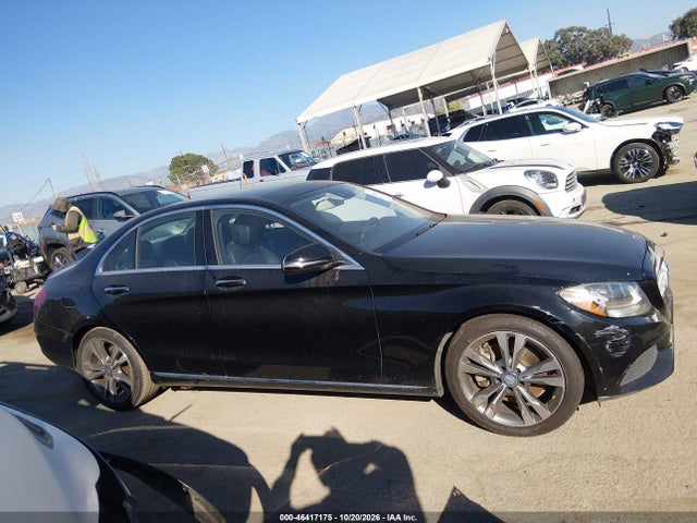 55SWF4JB7GU132537 Mercedes-Benz C 300
