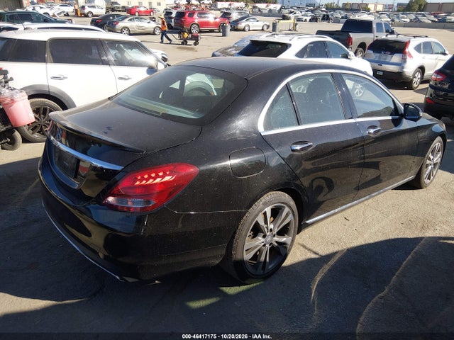 55SWF4JB7GU132537 Mercedes-Benz C 300