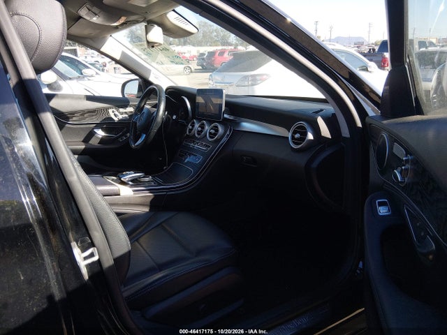 55SWF4JB7GU132537 Mercedes-Benz C 300