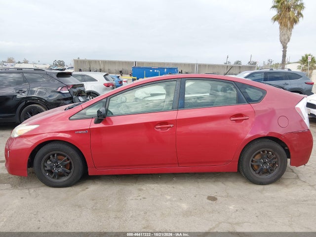 JTDKN3DU4E1779266 Toyota Prius Two