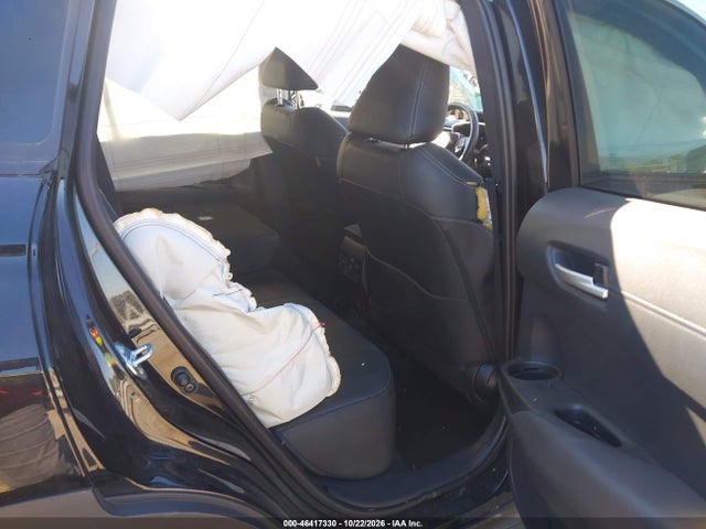 46417330 :رقم المزاد ، 7MUEAAAG1TV185560 vin ، 2026 Toyota Corolla Cross Xle مزاد بيع