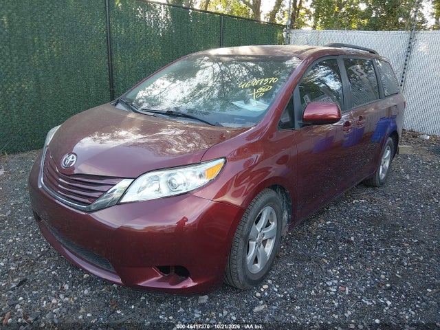 46417370 :رقم المزاد ، 5TDKZ3DC2HS792133 vin ، 2017 Toyota Sienna Le 8 Passenger مزاد بيع