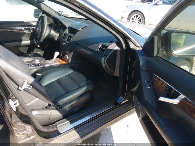 46417743 :رقم المزاد ، WDDGF54X99F214101 vin ، 2009 Mercedes-benz C 300 Luxury/sport مزاد بيع