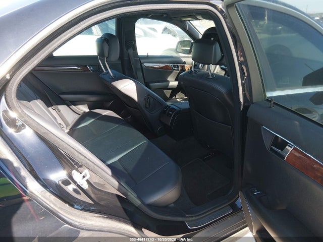 46417743 :رقم المزاد ، WDDGF54X99F214101 vin ، 2009 Mercedes-benz C 300 Luxury/sport مزاد بيع