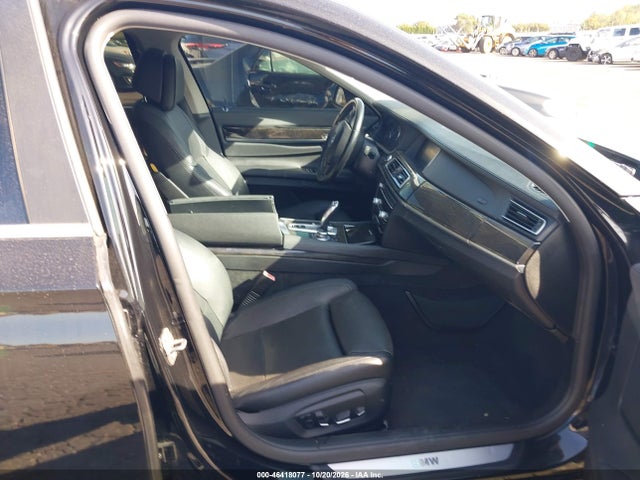 2013 Bmw 740i მანქანა იყიდება აუქციონზე, vin: WBAYA6C59DC995020, აუქციონის ნომერი: 46418077