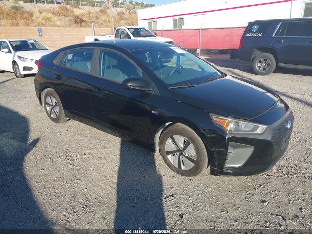 2018 Hyundai Ioniq Hybrid Blue მანქანა იყიდება აუქციონზე, vin: KMHC65LCXJU075664, აუქციონის ნომერი: 46419044