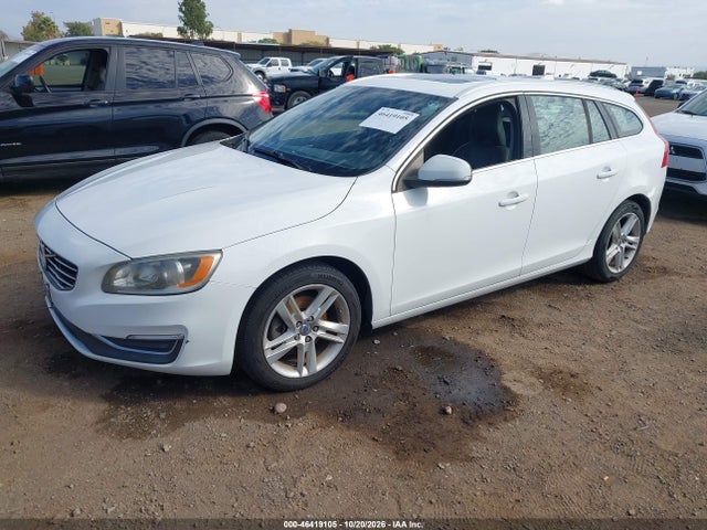 Volvo V60 T5 Premier 2015 YV126MEB6F1192420 Image 2