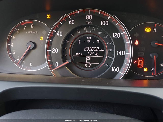 2017 Honda Accord Sport მანქანა იყიდება აუქციონზე, vin: 1HGCR2F58HA238719, აუქციონის ნომერი: 46419177