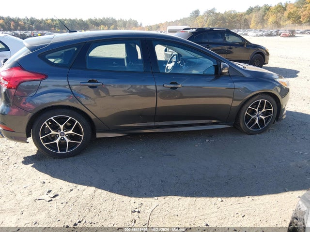 1FADP3K20GL278974 Ford FOCUS SE