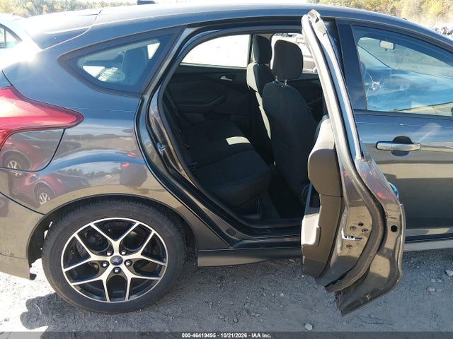 1FADP3K20GL278974 Ford FOCUS SE