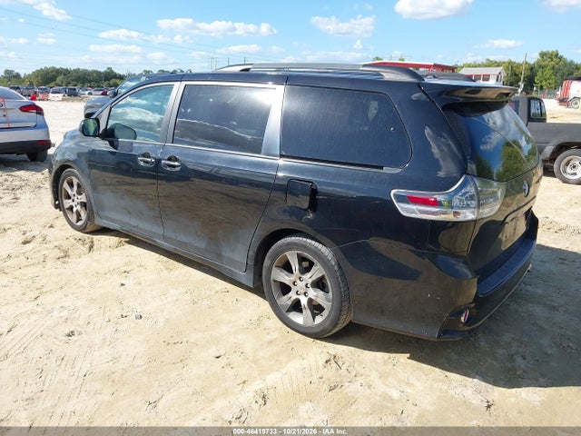 46419733 :رقم المزاد ، 5TDXK3DC7FS552888 vin ، 2015 Toyota Sienna Se 8 Passenger مزاد بيع