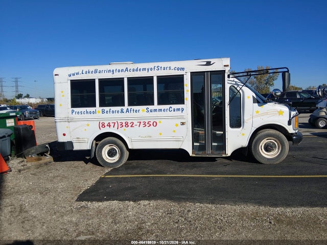 46419939 :رقم المزاد ، 1GDHG31R1Y1157020 vin ، 2000 Gmc Savana Special مزاد بيع