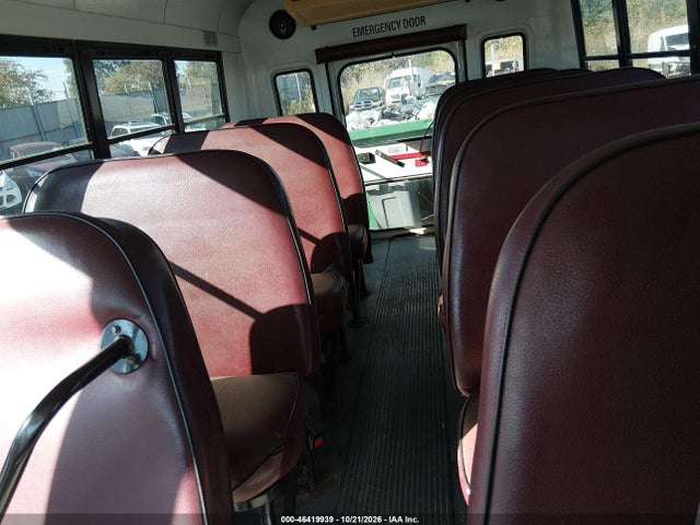 46419939 :رقم المزاد ، 1GDHG31R1Y1157020 vin ، 2000 Gmc Savana Special مزاد بيع
