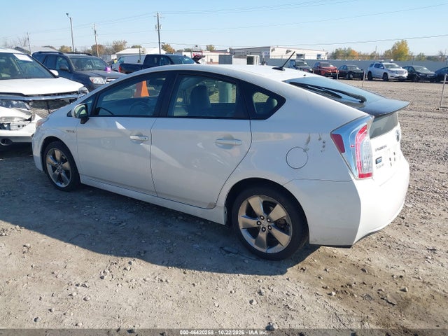 46420258 :رقم المزاد ، JTDKN3DU9D5609217 vin ، 2013 Toyota Prius Three Se مزاد بيع