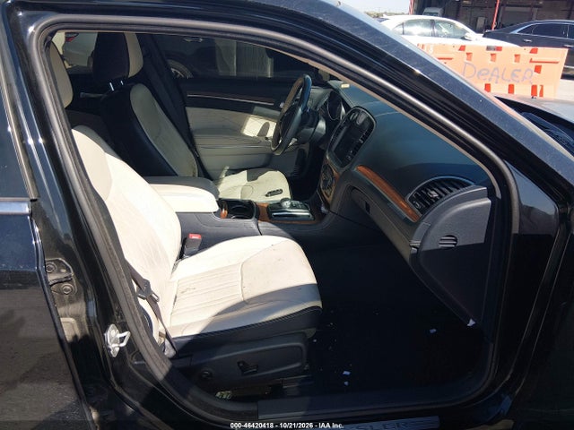 46420418 :رقم المزاد ، 2C3CCAPT7GH306553 vin ، 2016 Chrysler 300 300c Platinum مزاد بيع
