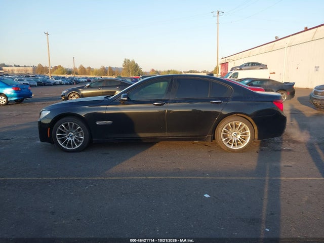 BMW 750i 2014 WBAYA8C5XED499800 Image 14