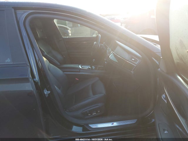 BMW 750i 2014 WBAYA8C5XED499800 Image 5